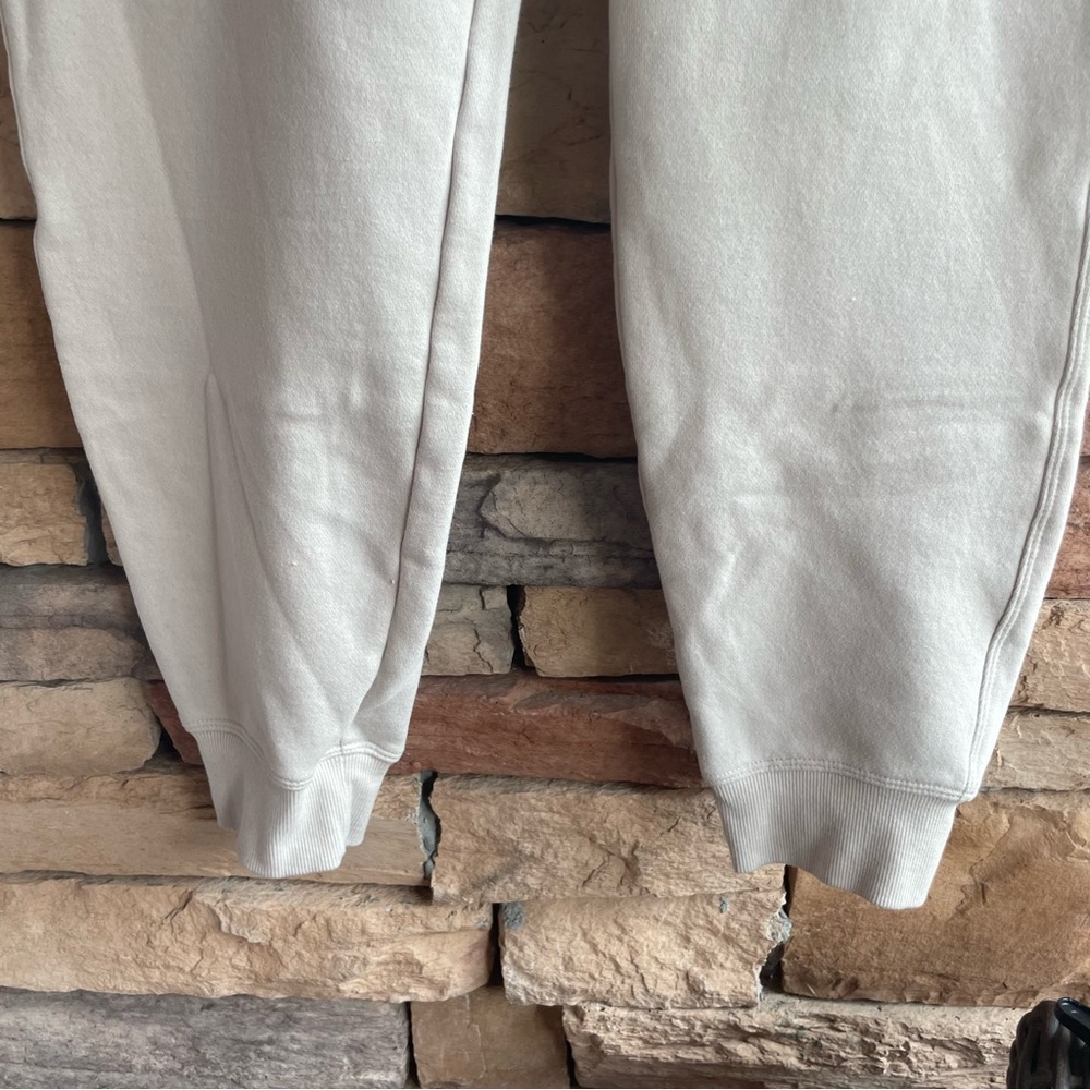 Calvin Klein Jeans beige tan sweatpants Medium - Picture 8 of 10